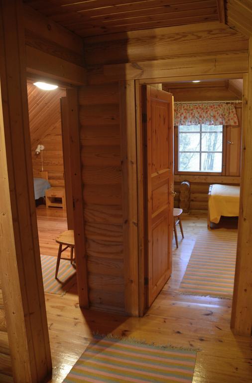 Lomapesae Cottages Pertunmaa Quarto foto