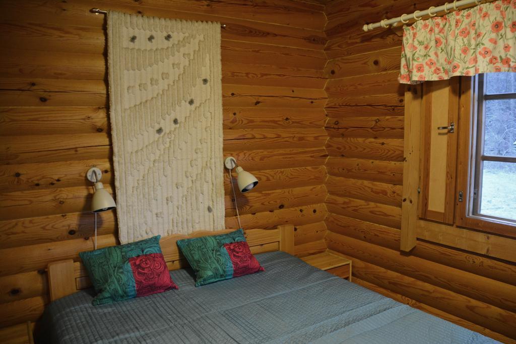 Lomapesae Cottages Pertunmaa Quarto foto