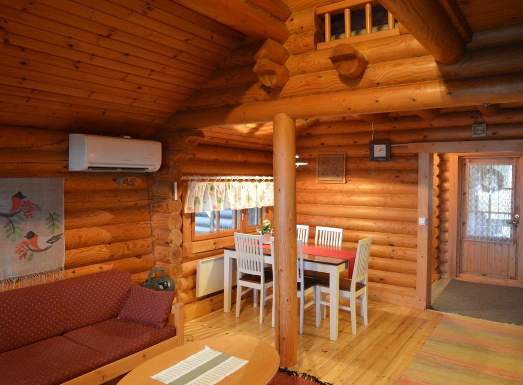 Lomapesae Cottages Pertunmaa Quarto foto