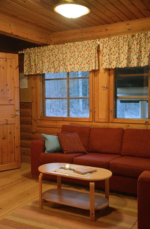 Lomapesae Cottages Pertunmaa Quarto foto
